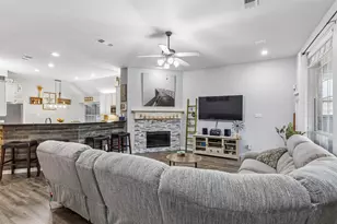 2424 Deerwood Dr, Little Elm, TX 75068 - Photo 14
