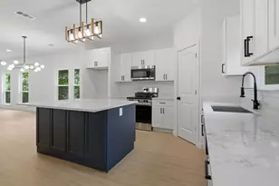 1228 E Tucker St, Fort Worth, TX 76104 - Photo 16
