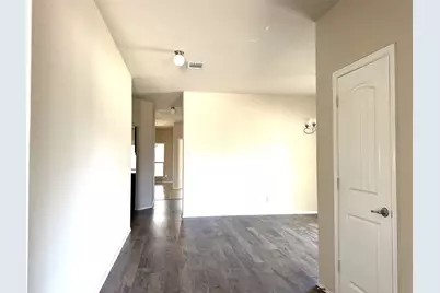 4809 Hidden Pond Drive, Frisco, TX 75036 - Photo 4
