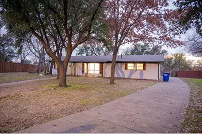 12607 Gaslite Circle, Farmers Branch, TX 75234 - Photo 2