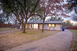 12607 Gaslite Cir, Farmers Branch, TX 75234 - Photo 2