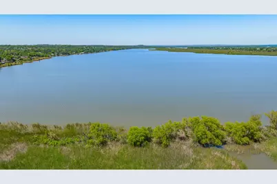4917 Plum Bush Street, Granbury, TX 76048 - Photo 8