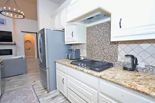 3207 Pampa, Grand Prairie, TX 75054 - Photo 10
