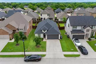 644 Erin Hls Dr, Red Oak, TX 75154 - Photo 34