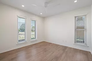 6126 Highgate Ln, Dallas, TX 75214 - Photo 28