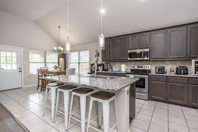 900 Vintage Avenue, Gainesville, TX 76240 - Photo 8