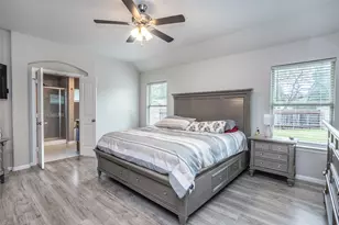 900 Vintage Ave, Gainesville, TX 76240 - Photo 16