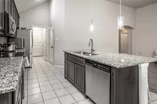 900 Vintage Ave, Gainesville, TX 76240 - Photo 12