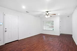2222 Woodoak Dr, Irving, TX 75060 - Photo 12