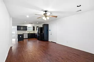2222 Woodoak Dr, Irving, TX 75060 - Photo 10