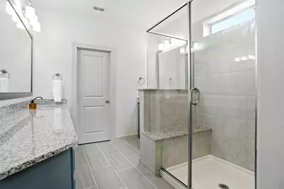 520 Ballustrade Drive, Irving, TX 75039 - Photo 16