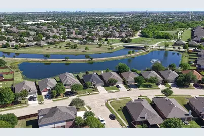 2432 Lakebend Drive, Little Elm, TX 75068 - Photo 4