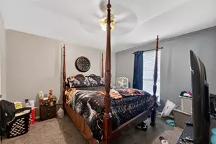 2830 Gospel Dr, Dallas, TX 75237 - Photo 16