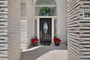 2301 Maryanne Ln, Plano, TX 75074 - Photo 2