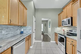 109 Falcons Eye Ct, Weatherford, TX 76087 - Photo 16