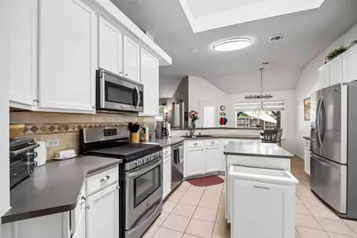 6428 Maple Drive, The Colony, TX 75056 - Photo 12