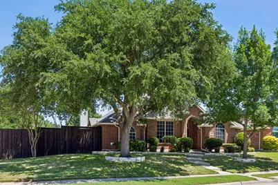 6428 Maple Drive, The Colony, TX 75056 - Photo 2