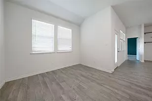 11300 Summer Rain Blvd, Aubrey, TX 76227 - Photo 12
