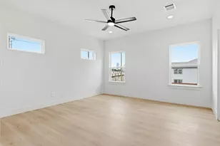 2501 Merlin St, Dallas, TX 75215 - Photo 10