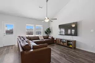 10620 Muckleshoot St, Fort Worth, TX 76179 - Photo 12