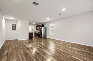 700 E Pecan Ave, Waco, TX 76704 - Photo 4