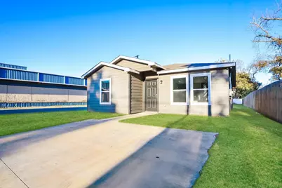 700 E Pecan Avenue, Waco, TX 76704 - Photo 2