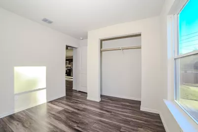 700 E Pecan Avenue, Waco, TX 76704 - Photo 14