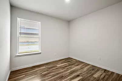 700 E Pecan Avenue, Waco, TX 76704 - Photo 12