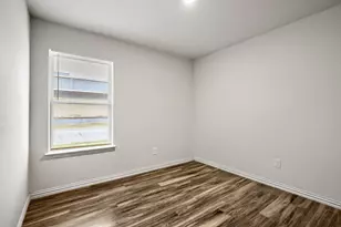 700 E Pecan Ave, Waco, TX 76704 - Photo 12