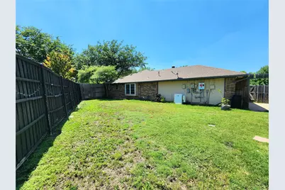 1929 Vista Oaks Drive, Carrollton, TX 75007 - Photo 38