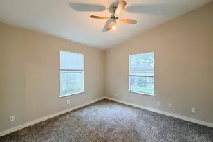 1705 N Robinson St, Cleburne, TX 76031 - Photo 10