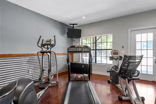 2410 S 2nd St, Waco, TX 76706 - Photo 24