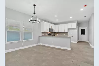 3026 N Hampton Street, Fort Worth, TX 76106 - Photo 8