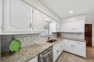 156 Simmons Dr, Coppell, TX 75019 - Photo 10