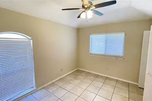 6119 Kingswood Dr, Arlington, TX 76001 - Photo 22