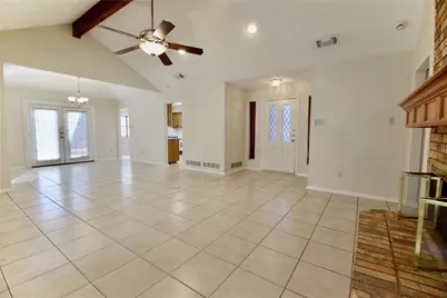 6119 Kingswood Drive, Arlington, TX 76001 - Photo 4