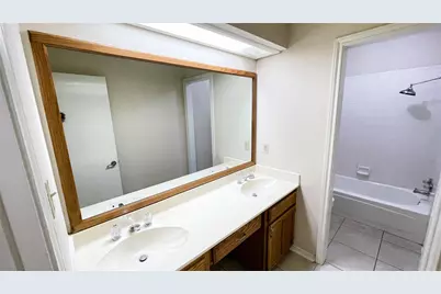 6119 Kingswood Drive, Arlington, TX 76001 - Photo 24