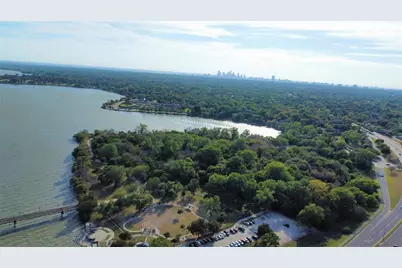 7530 Brentcove Circle, Dallas, TX 75214 - Photo 18