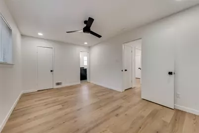7530 Brentcove Circle, Dallas, TX 75214 - Photo 12