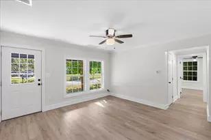1325 Navarro Dr, Corsicana, TX 75110 - Photo 6