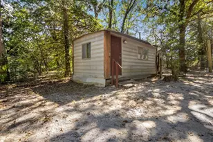 23207 Holly Rd, Mineola, TX 75773 - Photo 6