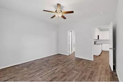 5838 Humbert Avenue, Fort Worth, TX 76107 - Photo 16