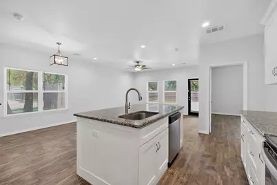 5838 Humbert Avenue, Fort Worth, TX 76107 - Photo 12