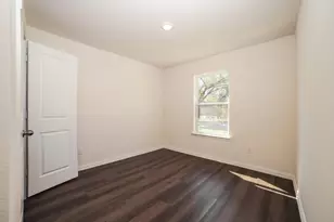 823 Dawson St, Waco, TX 76704 - Photo 8