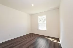 823 Dawson St, Waco, TX 76704 - Photo 10