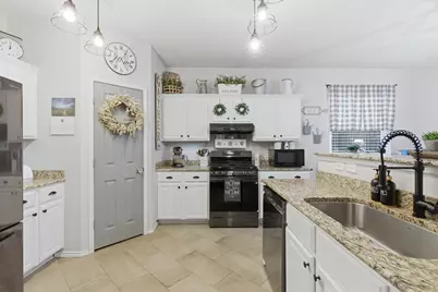7804 Seven Oaks Lane, Denton, TX 76210 - Photo 6
