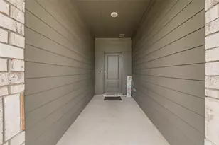 104 Piping Rock Dr, Fort Worth, TX 76131 - Photo 2
