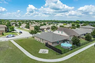 597 Creekview Dr, Azle, TX 76020 - Photo 6