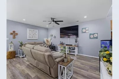 597 Creekview Drive, Azle, TX 76020 - Photo 38