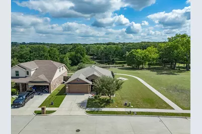 597 Creekview Drive, Azle, TX 76020 - Photo 12